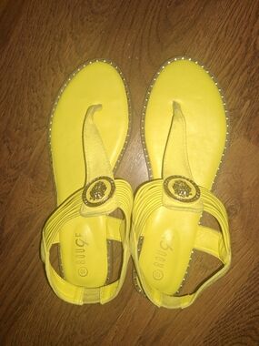 Rouge! Bright Yellow Women's Thong Sandals with Medallion Accent
